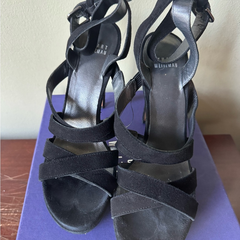 Stuart Weitzman Elegant Black Heels - Picture 2 of 5